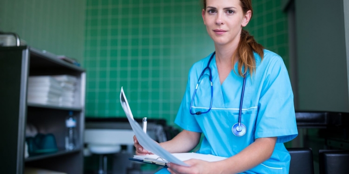Pain Nurse: Berufsbild, Ausbildung, Stellenangebote